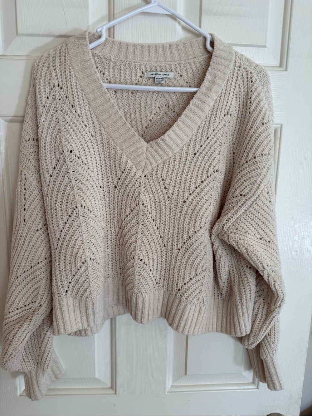 American Eagle Outfitters Cream Oversized Boho Fall Core V-Neck Knit Sweater XS